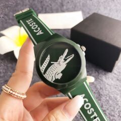 春夏の新作ノベルティレディース色褪せない多用途ニッチライト高級ハイエンドウォッチシンプルインスタイルスリムダイヤルウォッチ