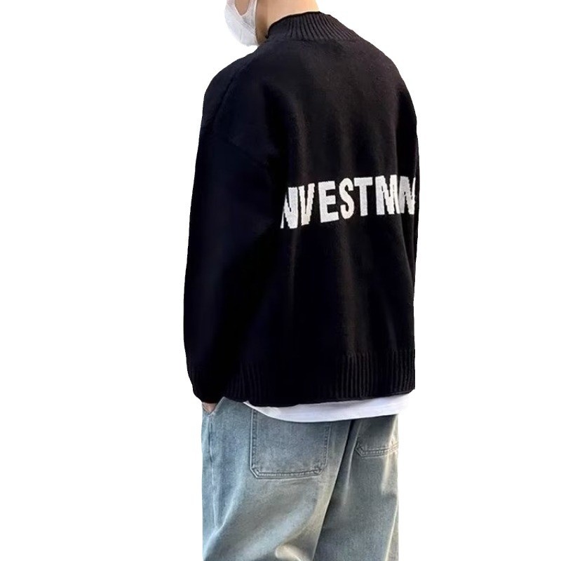 Design knitted demi-season cardigan with zipper