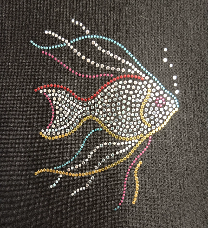 Горячее тиснение, горячее тиснение, фотографии и образцы, бесплатный дизайн, лазерная наборка, классическая одежда, обработка и изготовление обуви, головных уборов, сумок и аксессуаров.