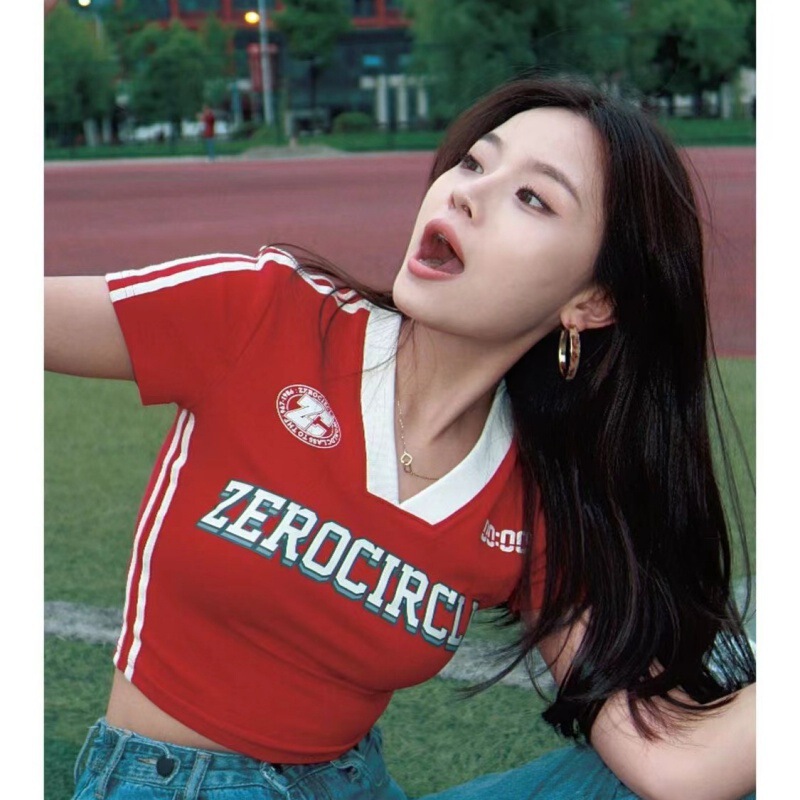 American Style Retro Letter High Waist Trendy Brand Shoulder Short-sleeved T-shirt Women's Slim-fit Summer Hot Girl V-neck Short Top