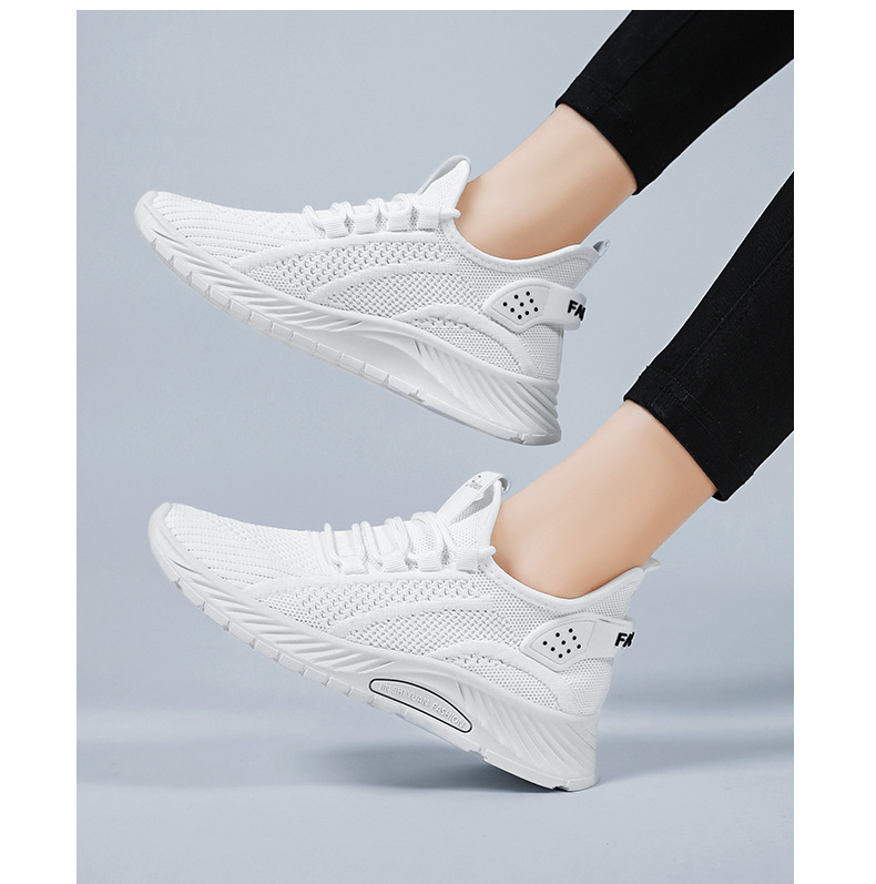 Cross-Border Plus Size Casual Breathable Sneakers Women's Versatile Solid Color Running Shoes_voghion.com