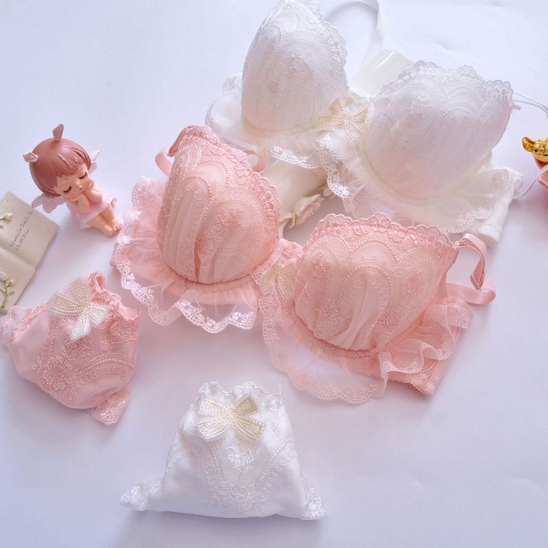 Long-term Japanese embroidered two-color embroidered thin cup student girl cute push-up sexy underwear bra set