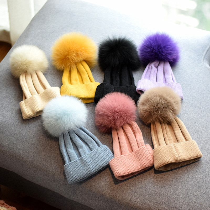 Petites Filles Bébés Garçons Mignon Couleur Unie Pompons Chapeau De Bébé display picture 2