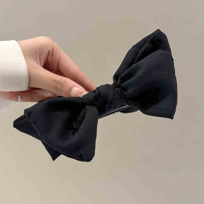 1 ¿ 1 traje negro @ 1