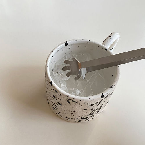 Ins style stainless steel cute little palm, fruit sugar cube clip, interesting snack clip, kitchen supplies