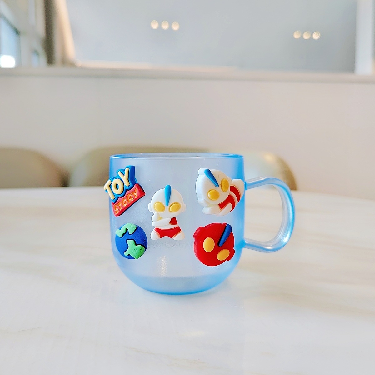 Big belly cup [concave-convex]