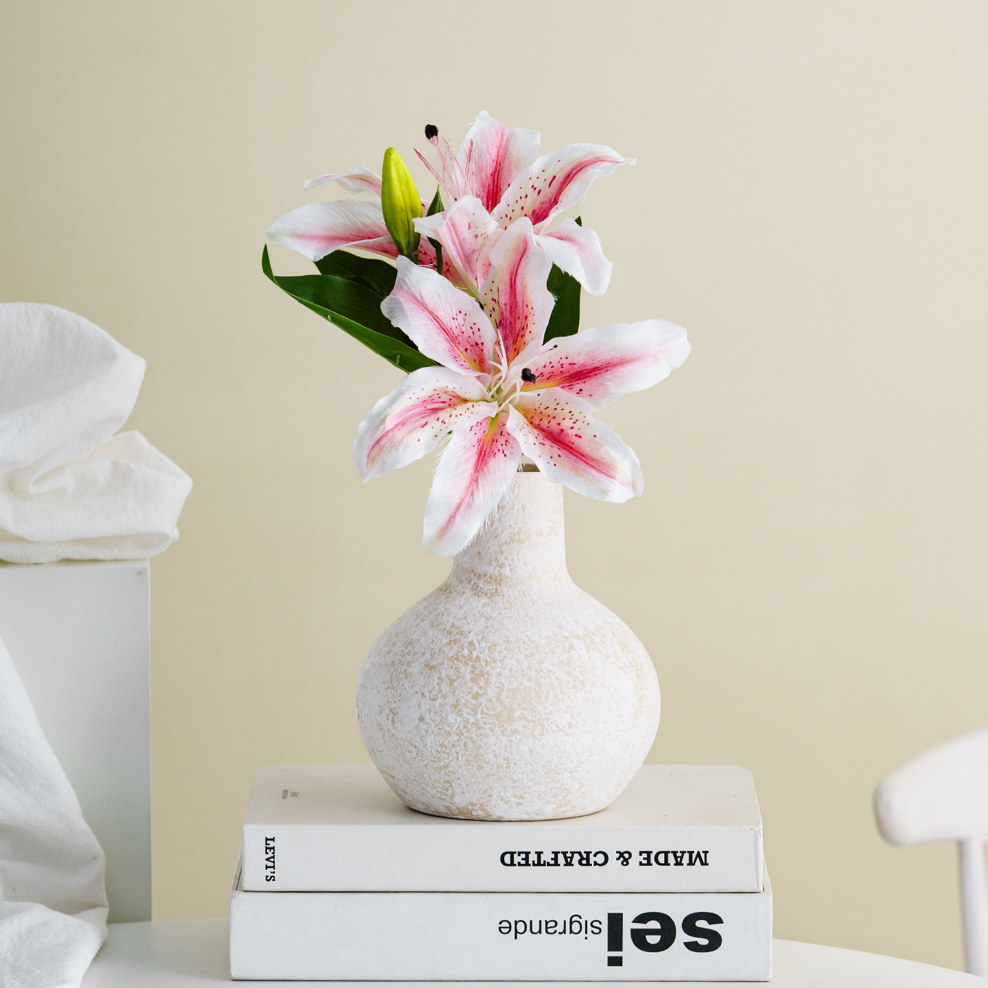 复古风陶瓷花瓶抹白异形插花室内艺术摆件独特设计室内桌面装饰