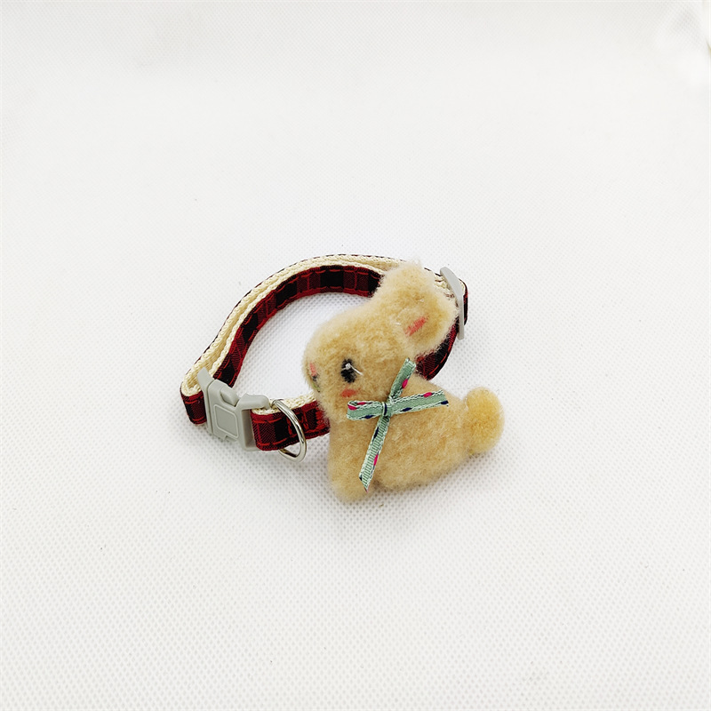 Nuevo collar de mascotas cuadriculado pequeño conejo gato collar gatos collar campanas perros joyerías fabricantes de artículos para mascotas
