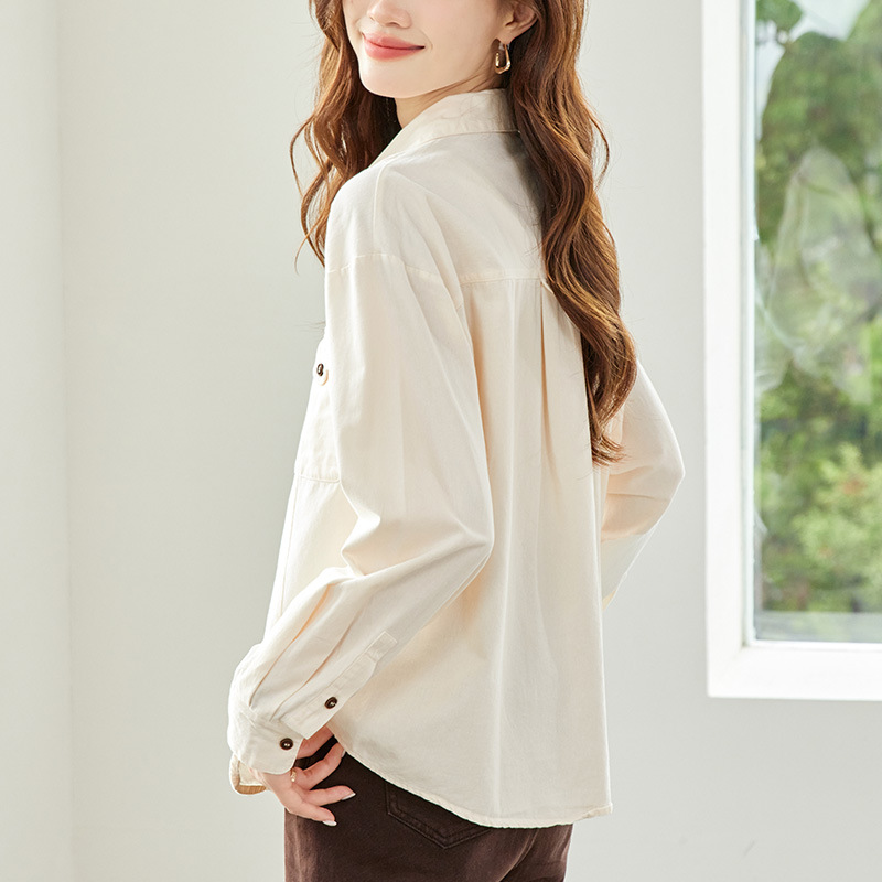 공장 직접 샌딩 통근 복고풍 조커 셔츠 여성의 2024 가을 새로운 간단한 조커 옷깃 탑 여성