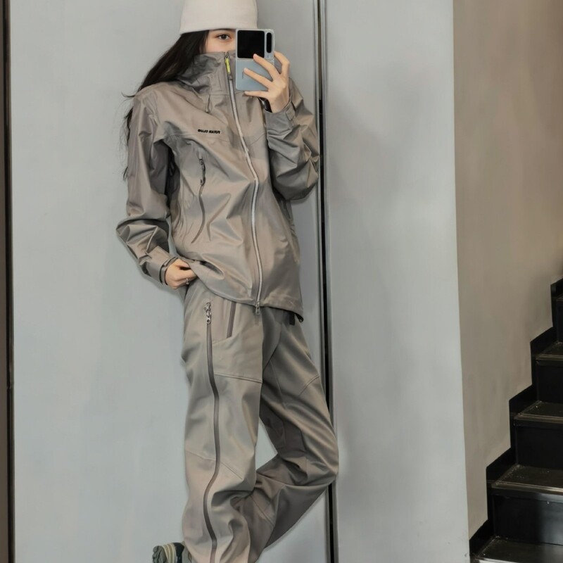 Fuyan Gray Mountaineering Pants for Women 2026 Spring and Autumn New Outdoor Windproof Waterproof Hiking Cargo Pants Set