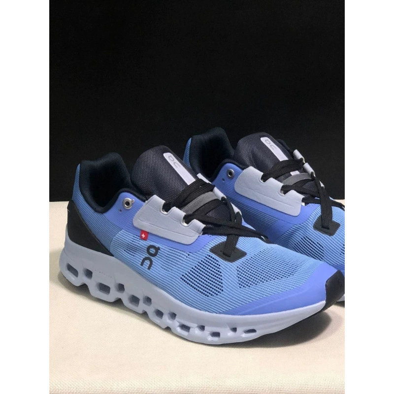 Популярные кроссовки On Cloudstratus для мужчин и женщин с амортизацией для бега и спорта