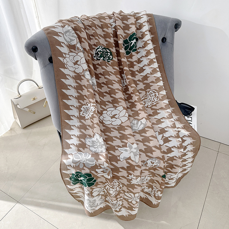 Bufandas de algodón y lino para mujeres primavera y otoño nueva literatura coreana bufandas de seda versátiles bufandas de tela delgada bufandas de playa de protección solar