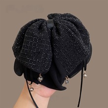 ���Ǹ߼��оW�������Y�Rβ�AŮ���|���X�װ����l�P�lץ�A�ٴ��^�