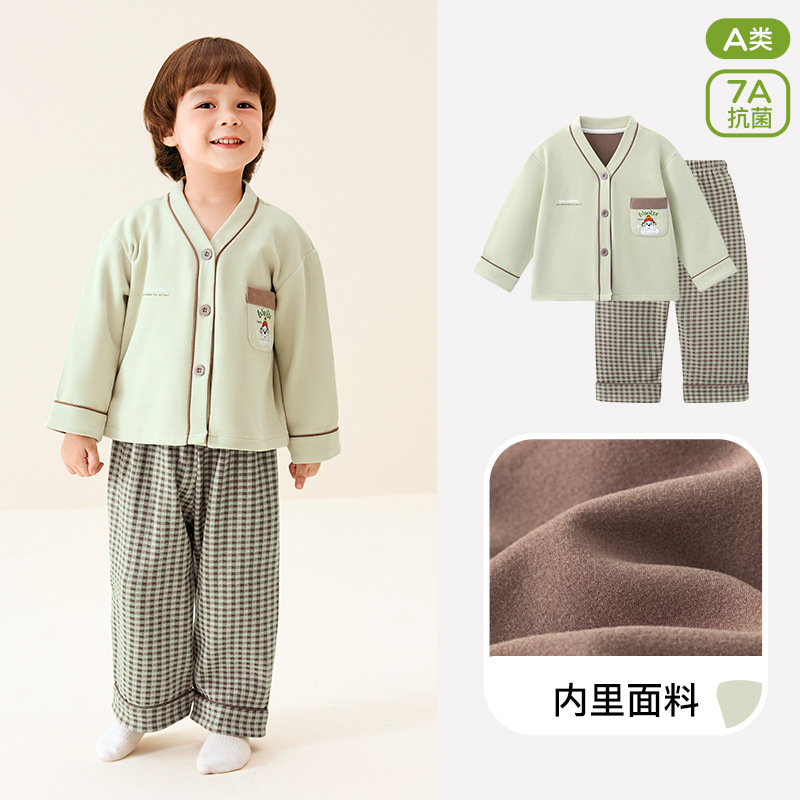 Light green grid j0313