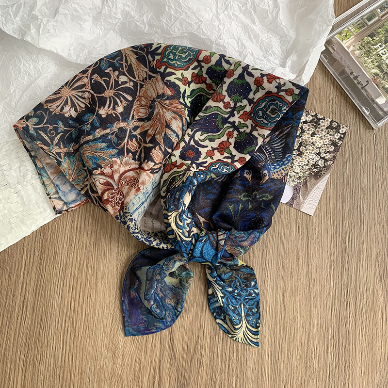 Bufanda de seda, bufanda cuadrada pequeña, pintura al óleo de Van Gogh, bufanda pequeña de seda de imitación de impresión exquisita, bufanda en la cabeza de moda, mantón exterior