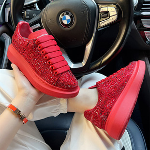 �W��վ������R�����M����ˮ����e���Ь�r�аٴ��ɸ�Ь��H��Ь