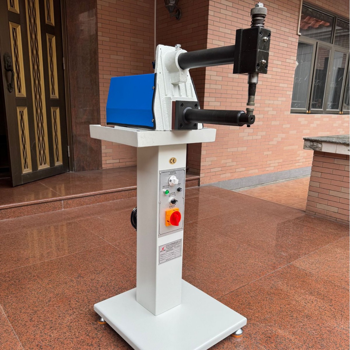 �������λ����ֶ��ͻ����ֳ����豸