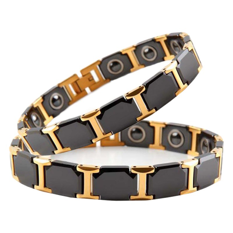 Pulseras magnéticas japonesas y coreanas de titanio y acero con cerámica, pulseras magnéticas cuadradas negras para parejas, comercio electrónico transfronterizo.