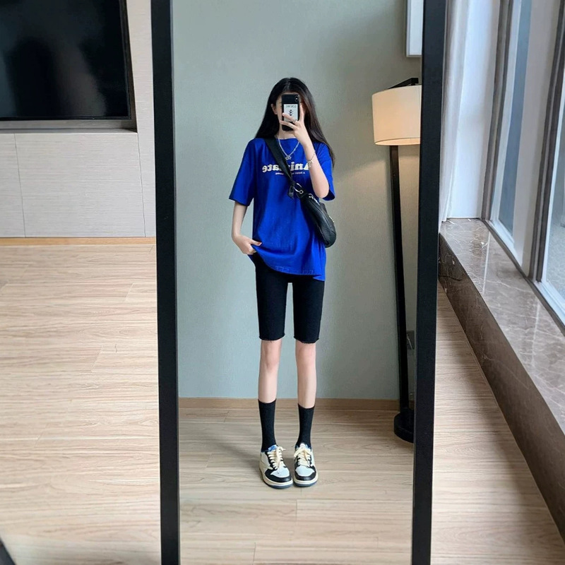 Tight-fitting high-waisted women's denim shorts, summer slim-fit hot girl style, stretchy cycling shorts, simple hot pants Tight-fitting high-waisted women's denim shorts, summer slim-fit hot girl style, stretchy cycling shorts, simple hot pants