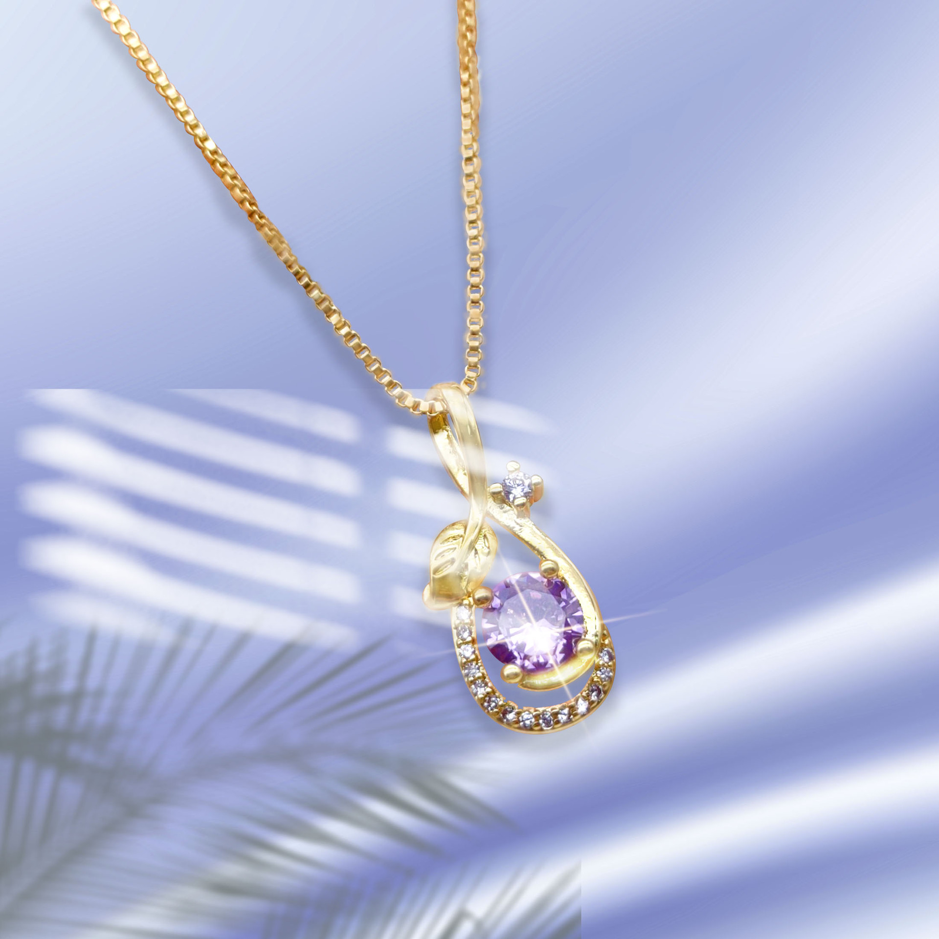 fashionable copper pendant with zircon
