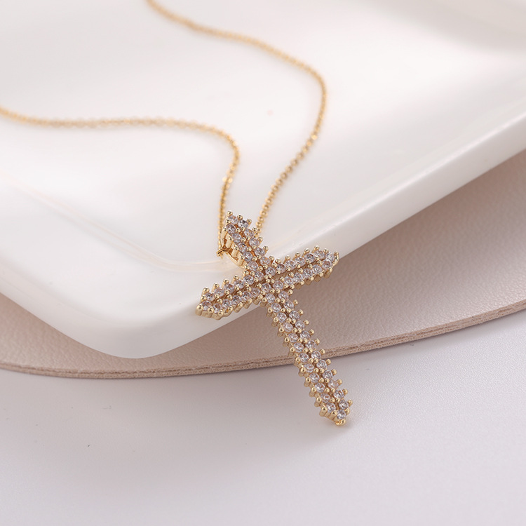 fashion jewelry microinlaid zircon cross shaped pendant necklace wholesalepicture2