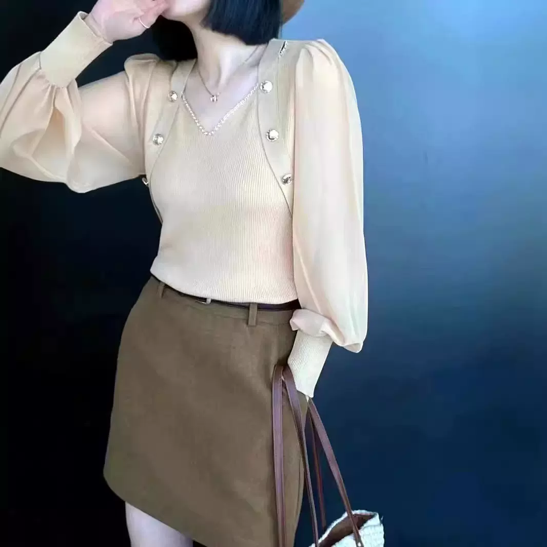 法式春装新款上衣设计感欧货时尚洋气减龄显瘦甜美漂亮针织小衫女