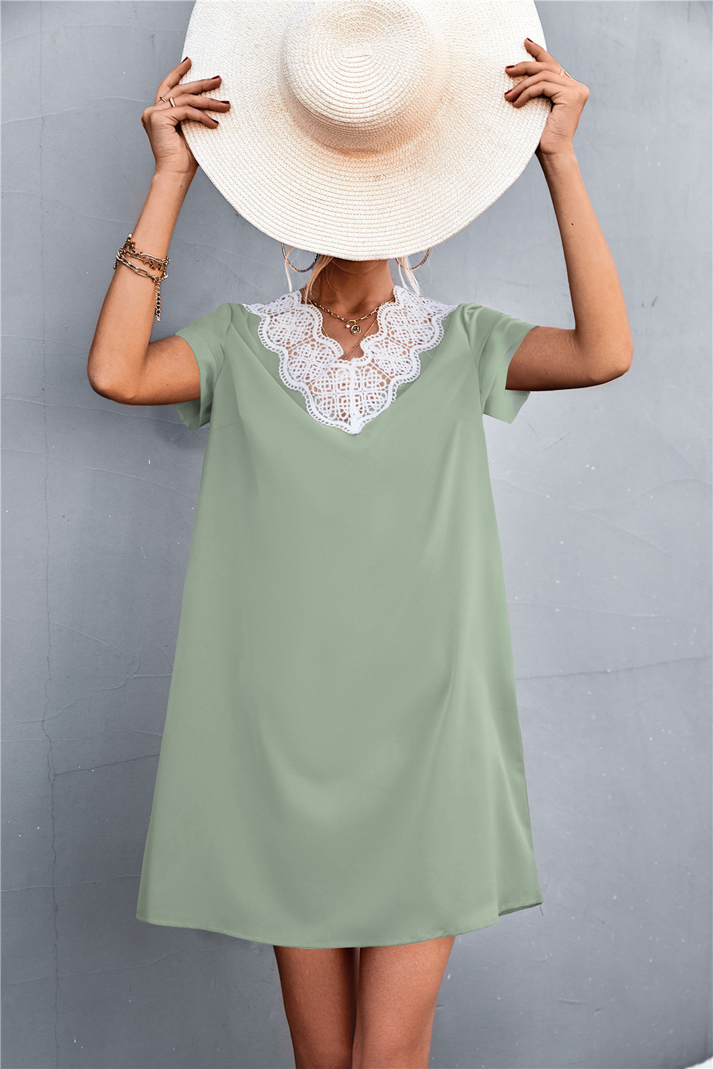 Women's V-neck Lace Patchwork Dress For Summer Occasions_voghion.com