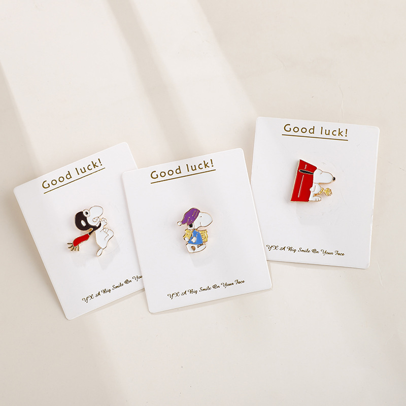 Snoopy Cartoon Brooch Children's Animated Character Cute Creative Badge Student Gift Clothing Bag Accessories Personalized Trendy Snoopy Cartoon Brooch Children's Animated Character Cute Creative Badge Student Gift Clothing Bag Accessories Personalized Trendy