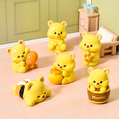 漫画ハニーバターベアかわいい人形デスクトップ装飾品マイクロ風景レイアウト小道具 diy 樹脂アクセサリー