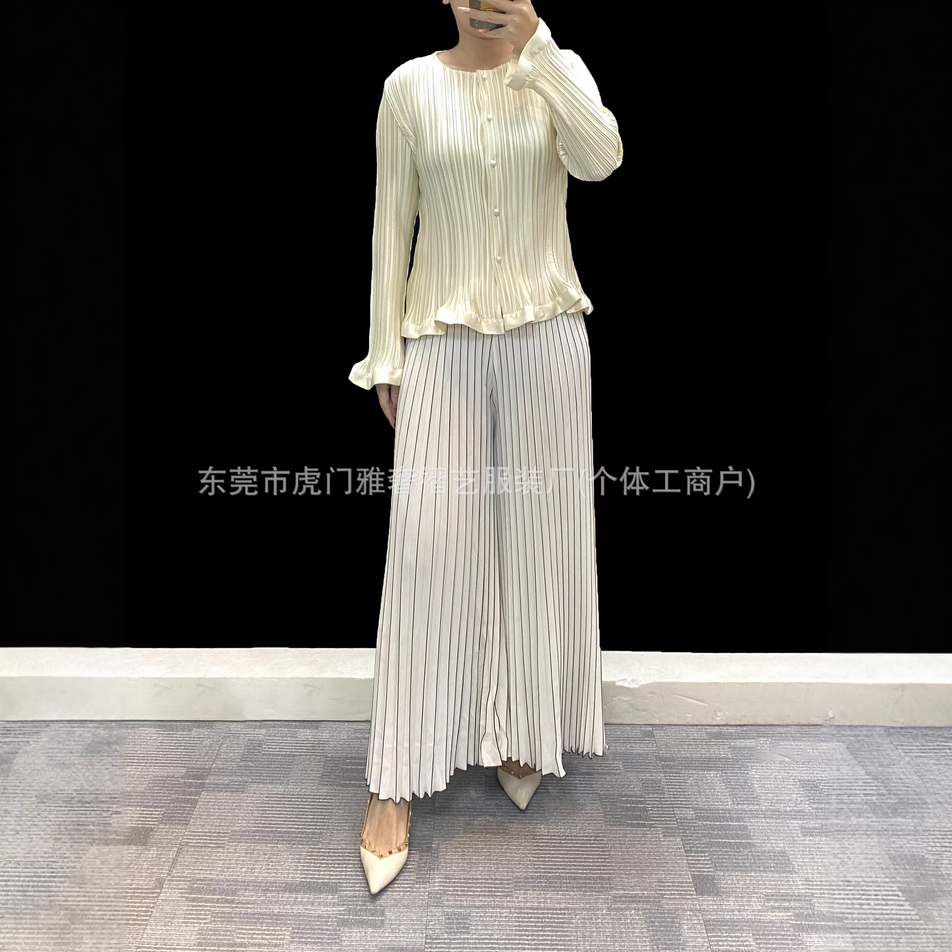 三宅褶皱上衣2026新款气质优雅时尚感法式荷叶边长袖衬衫外套