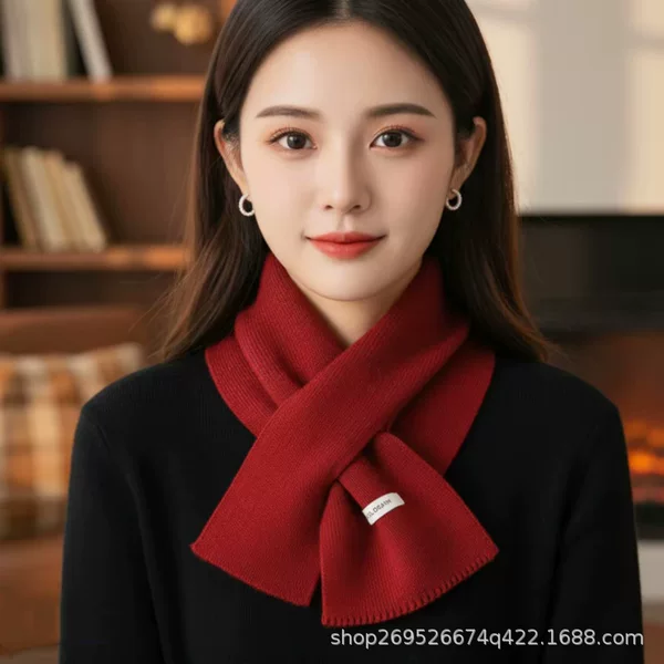 2026 Autumn New Versatile Fashionable Knitted Short Red Neck Warmer Solid Color Scarf Stylish and Youthful New Year Accessory
