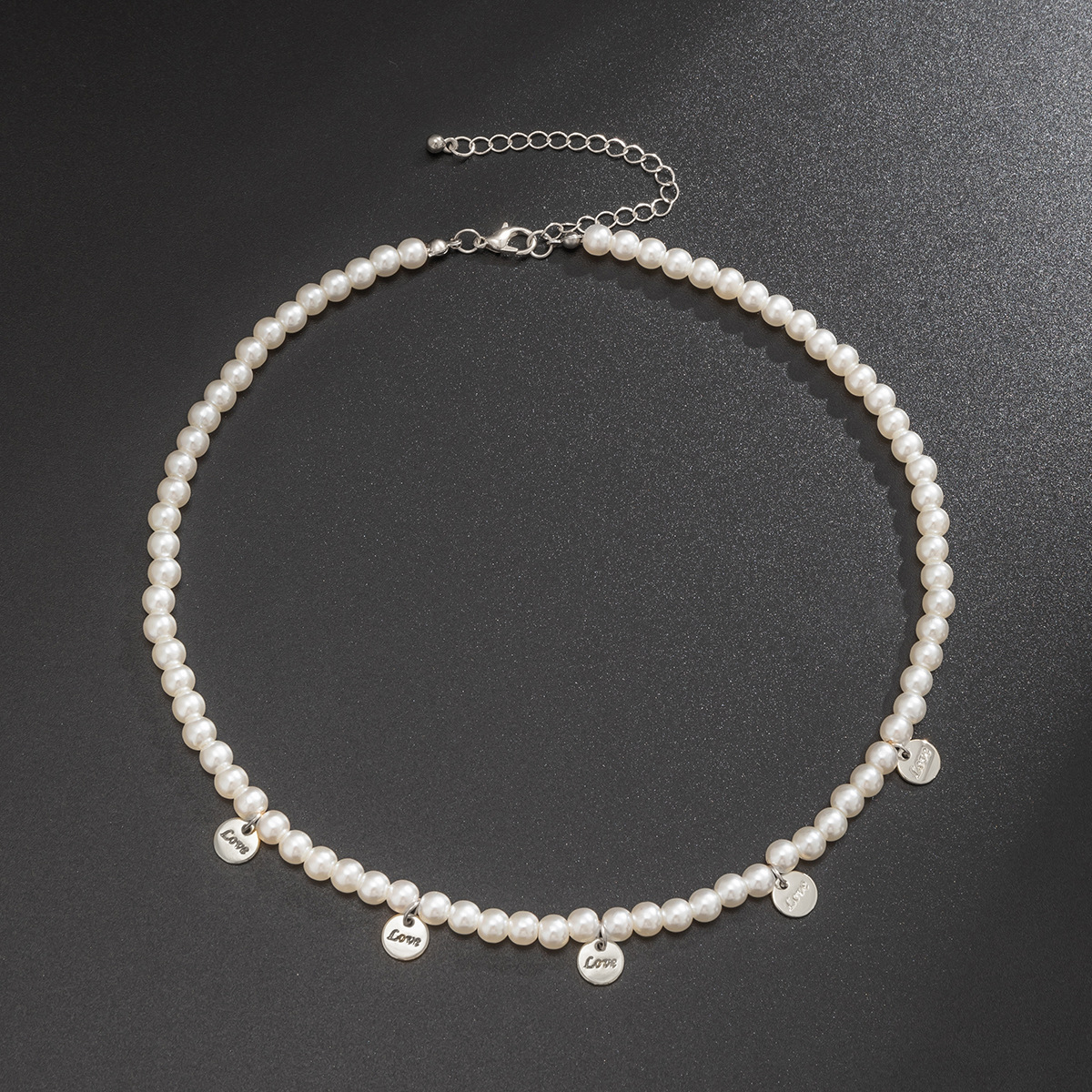 Collier de perles artificielles, chaîne de clavicule de niche féminine, collier pendentif à paillettes lettre minimaliste_voghion.com