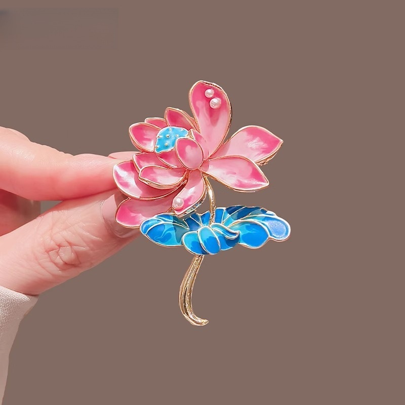 Antique National Fashion Enamel Oil Dropping Lotus Brooch Women's Exquisite High-end Retro Corsage Pin Hanfu Cheongsam Accessories