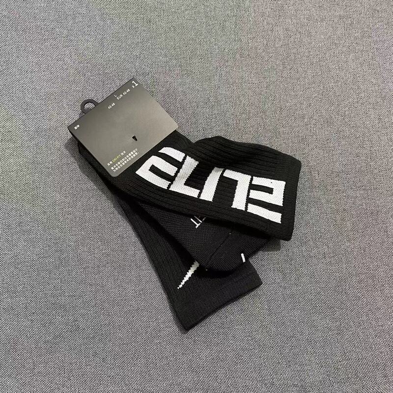 ELITEのアルファベットの高さのスポーツの靴下のアメリカのタオルの底の厚い専門のエリートのバスケットボールの靴下のファッションの靴下の男性の長い筒|undefined