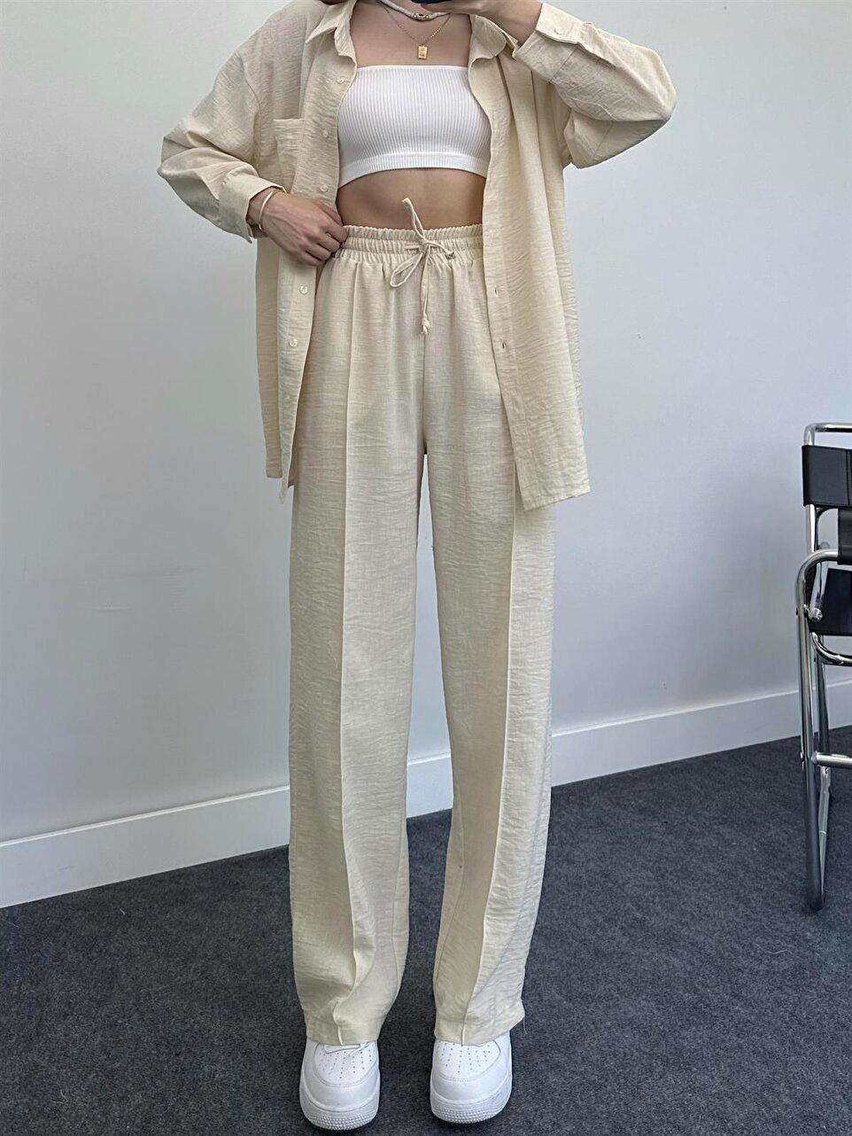 Completo due pezzi elegante con camicia e pantaloni donna_voghion.com