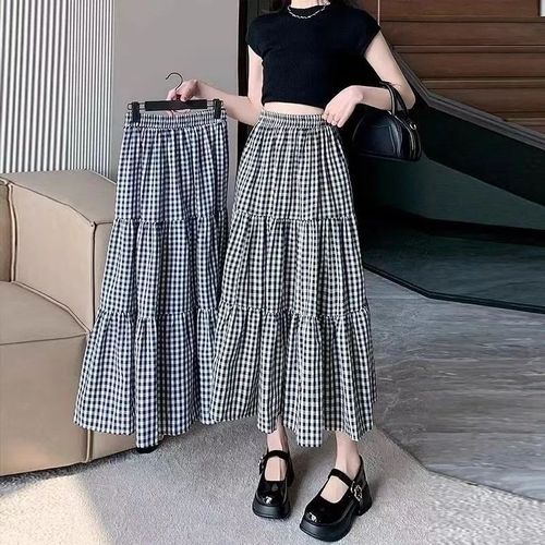 Puzzle cake skirt 2025 women's summer elastic slimming niche loose retro high-waisted half-length checkered dress