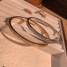 �����p�ݝM�����p��荷��o��\���֭h�׽�/�㙉�𿨿����C