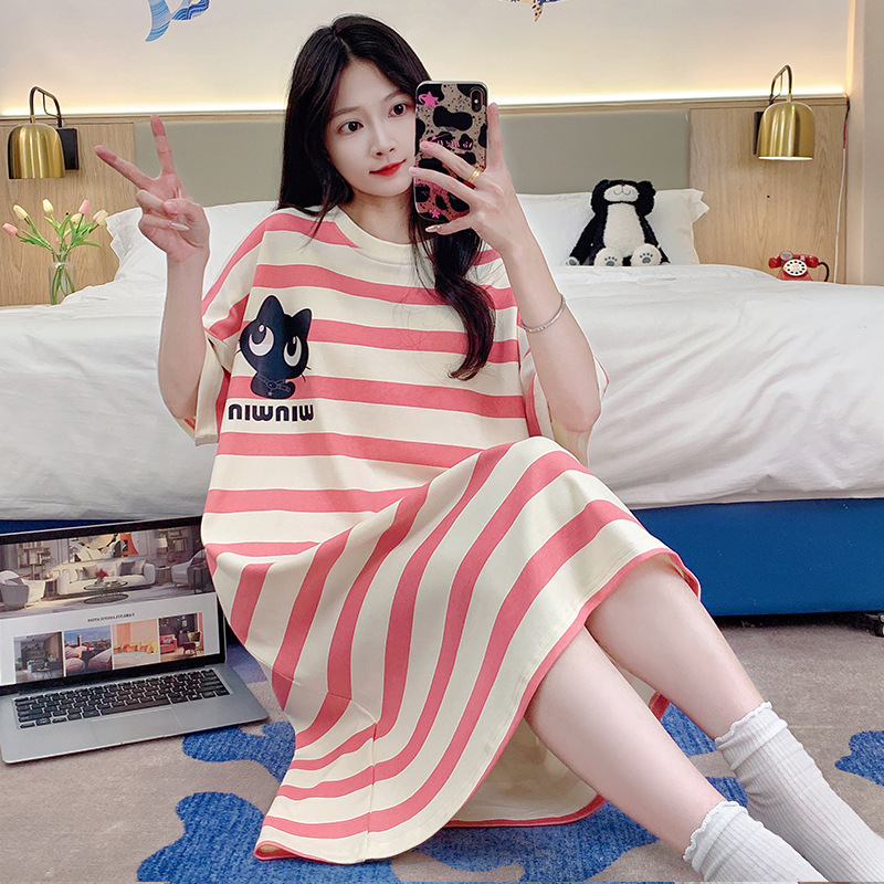 큰 검은 고양이 # 91680