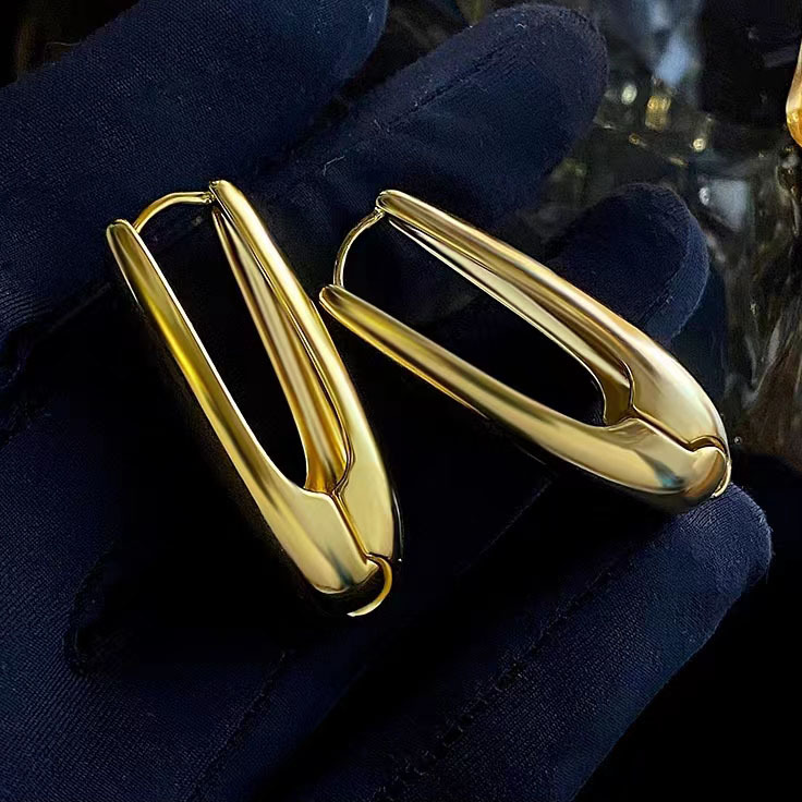 Daily Occasion Copper Material 1 Pair Vintage Style Simple Style Solid Color Plating Copper 18k Gold Plated Hoop Earrings