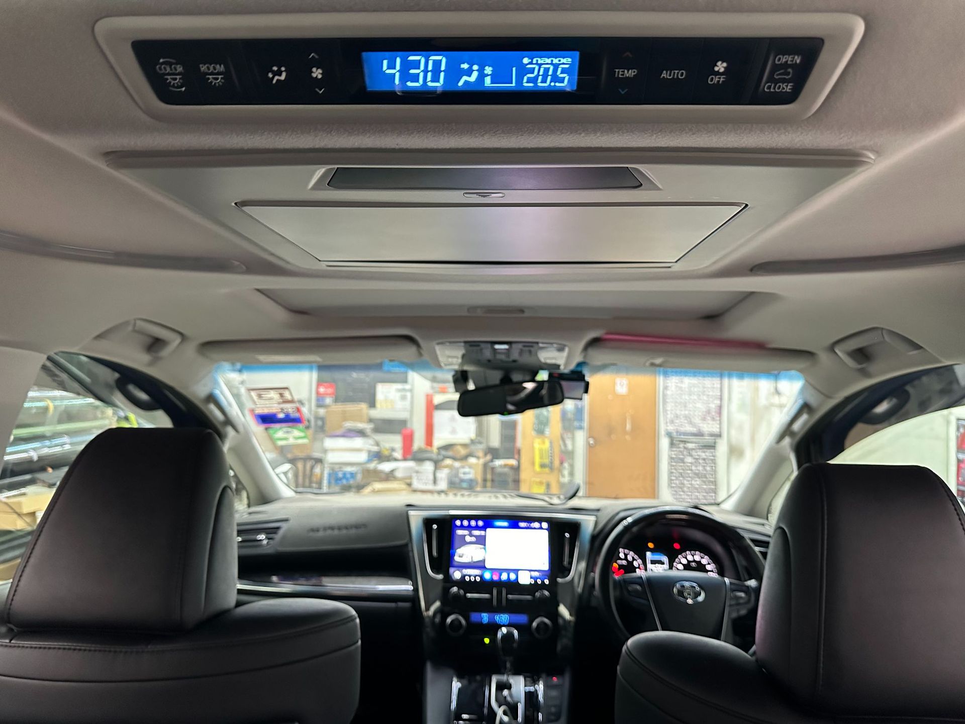 15.6inch 30-Series Alpha Ceiling-Mounted Display 15.6inch Electric Ceiling-Mounted Android Display Car Display