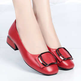 红皮鞋女软皮 中跟单鞋浅口软底女士皮鞋 粗跟一脚蹬红色女鞋女式