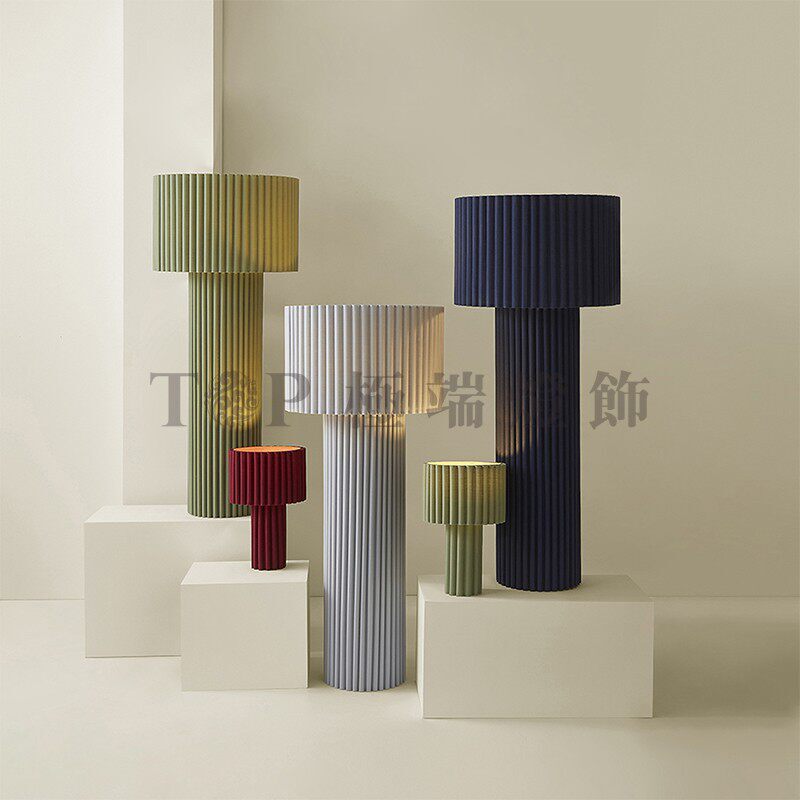 New Italian Modern Minimalist Pleated Fabric Petal Floor Lamp Hotel Sales Office Design Soft Decoration Table Lamp