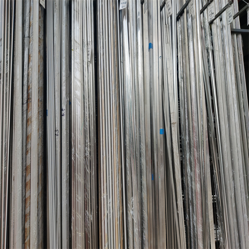 304不锈钢方管圆管批发亮面方管拉丝镀色表面处理不锈 钢方矩管