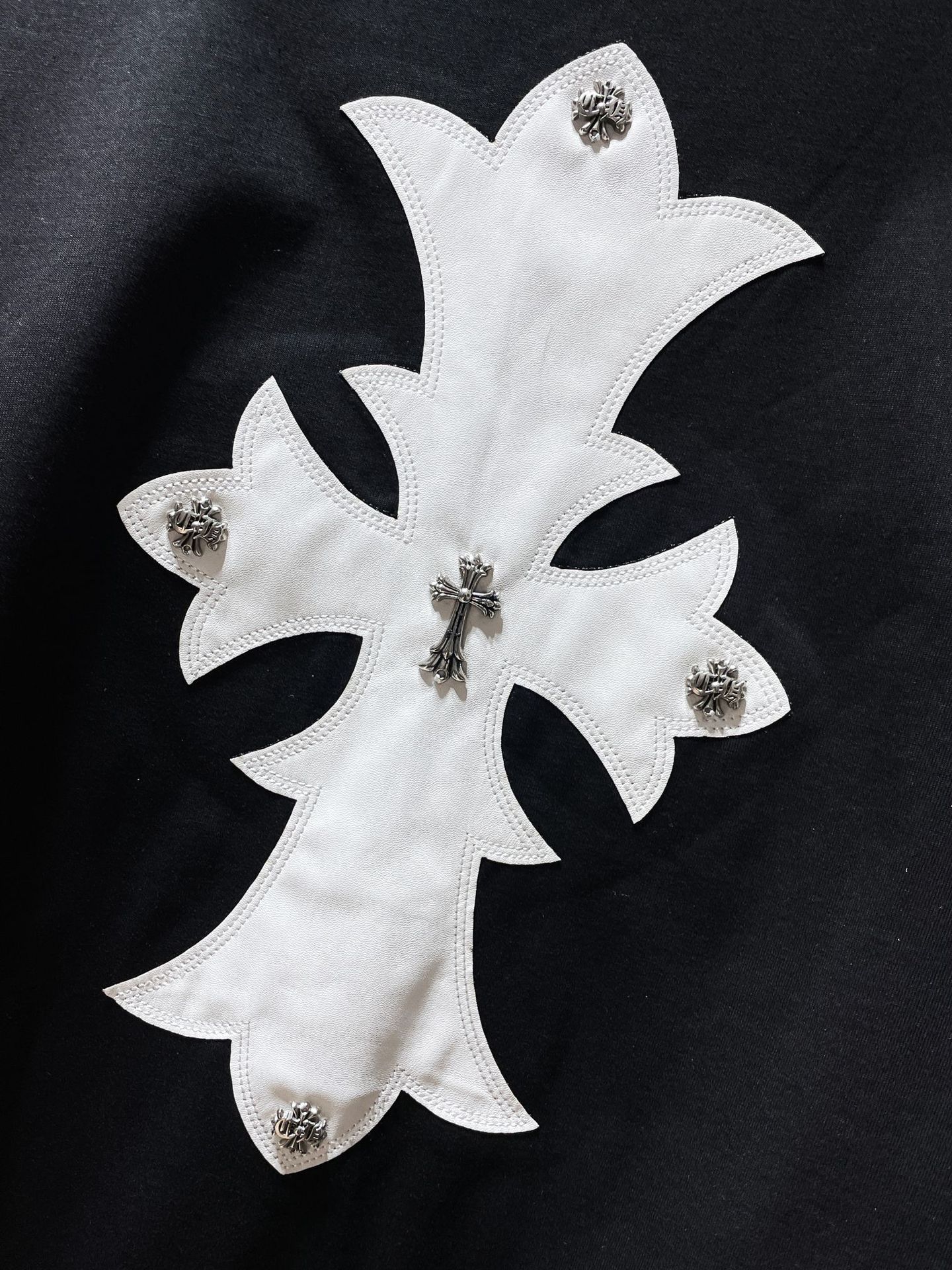 CHROME HEARTS クロムハーツ Tシャツ 半袖 総柄　クロス　XL Chrome Hearts Tシャツ クロスロゴ クロムハーツ半袖Tシャツ