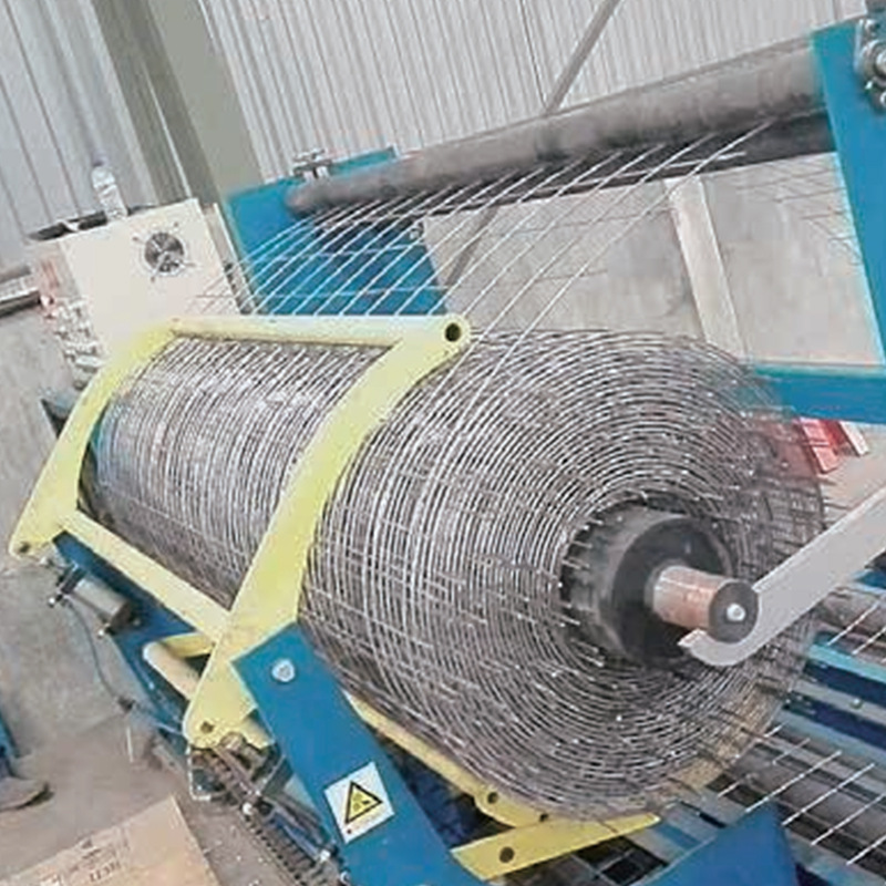 ȫ�Զ����������㺸�����Ϻ������ִ���Ƭ���ӻ�е�豸���ҹ�Ӧ