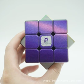智力魔方;拼图、拼板