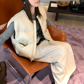 时尚休闲套装;女式针织衫;连衣裙