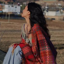 云南大理新疆旅游民族风斗篷格子大披肩秋冬保暖针织外搭外套围巾