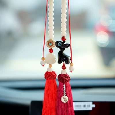 Sandalwood Deer Smooth Lotus Car hanging - happy-red