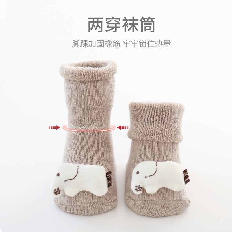 2022 invierno nuevo bebé recién nacido calcetines antideslizante dispensación muñeca de dibujos animados bebé recién nacido Niño Calcetines